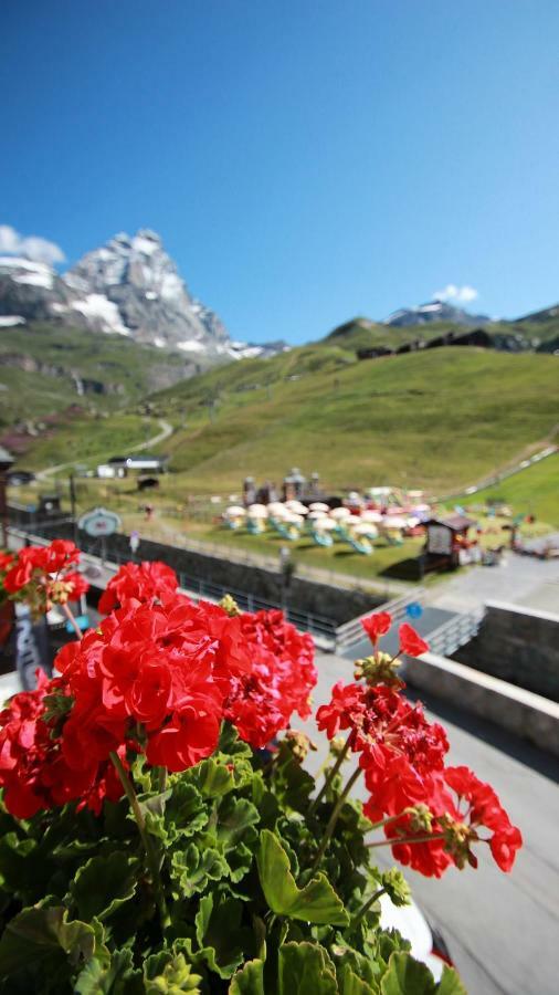 Hotel Meuble' Joli Breuil-Cervinia Ngoại thất bức ảnh